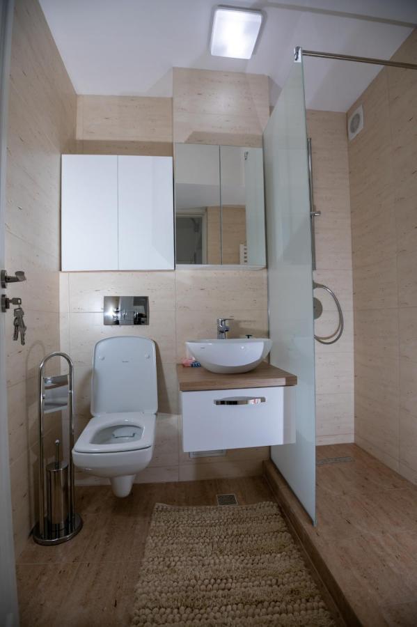 Apartament Central Târgu Jiu Eksteriør billede